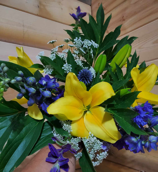 Seasonal Blooms Bouquet